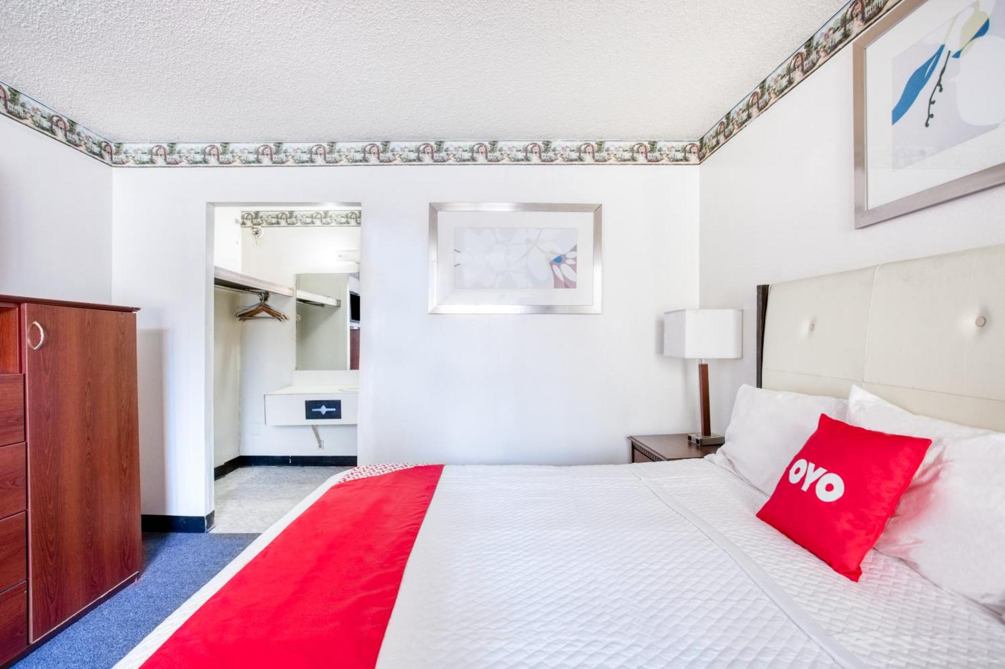 Oyo Hotel Petersburg Va - 템플턴 외부 사진